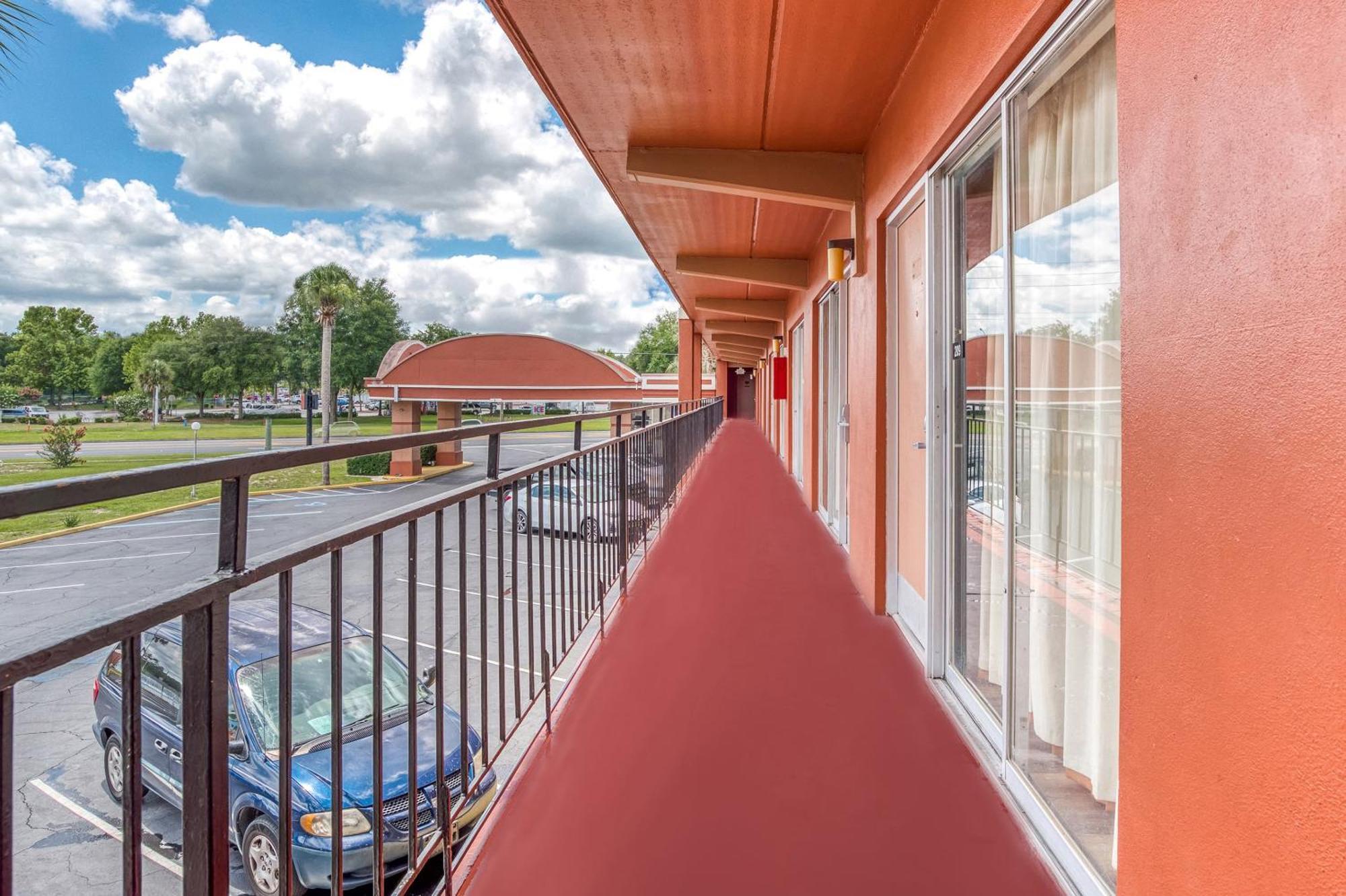 Oyo Hotel Mustang Silver Spring Fl Silver Springs Extérieur photo