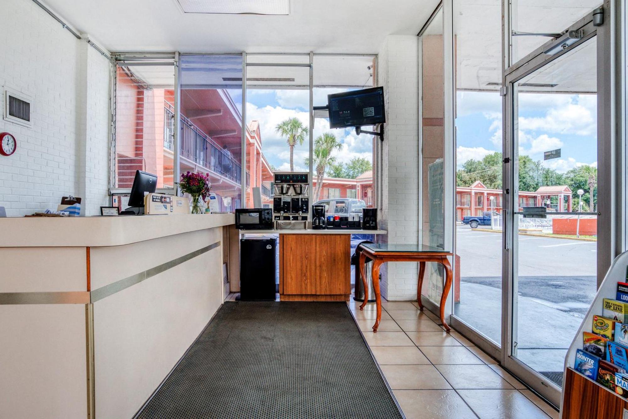 Oyo Hotel Mustang Silver Spring Fl Silver Springs Extérieur photo